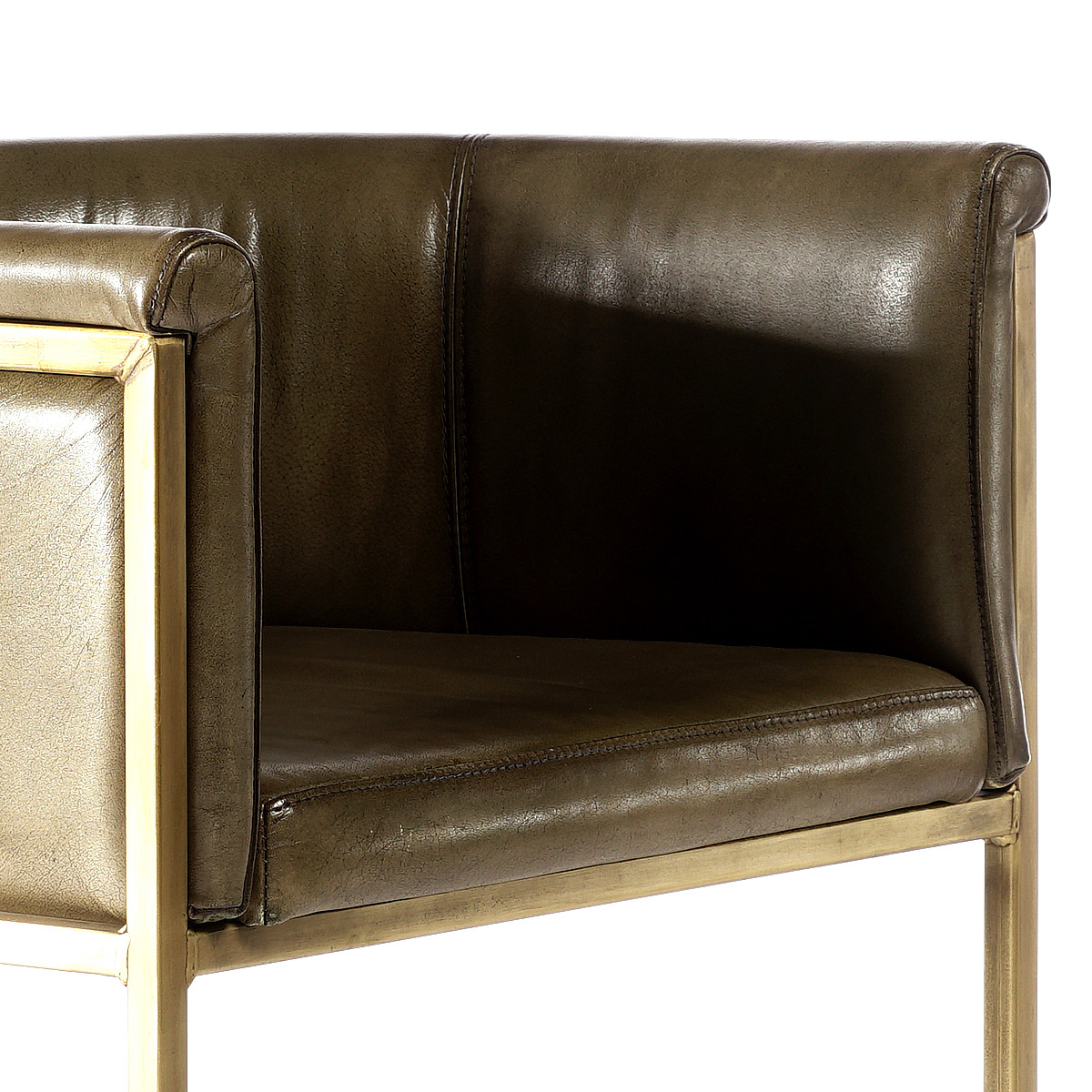 Enrique-Swing-HOS18-12-Enrique-Swing-HOS18-12-square-detail-1