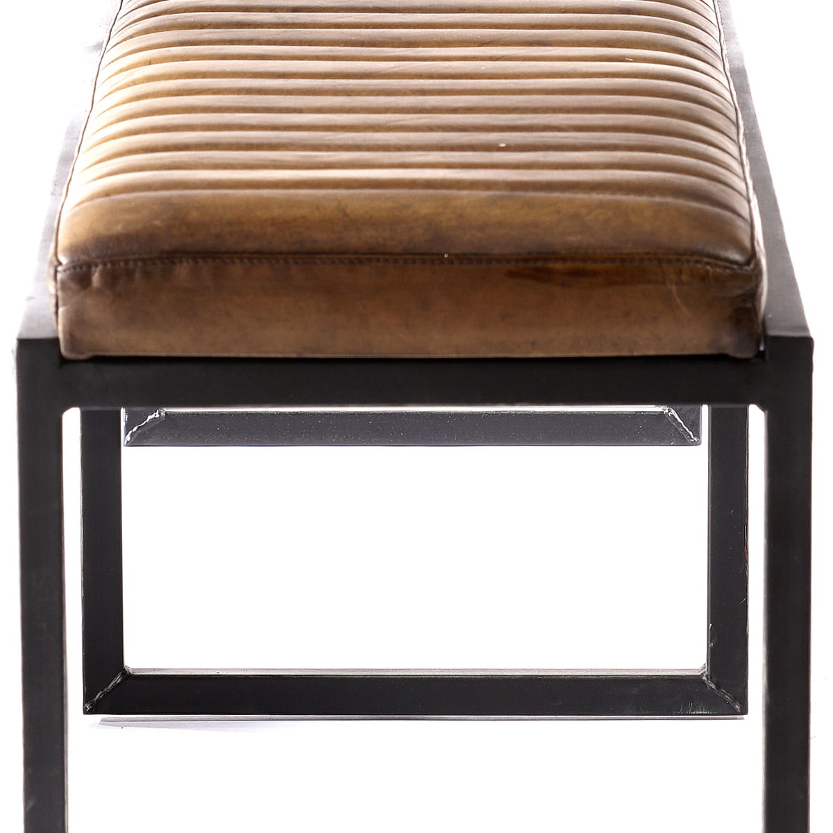 Bank-Sabina-HOS18-28-Bank-Sabina-HOS18-28-square-detail-3