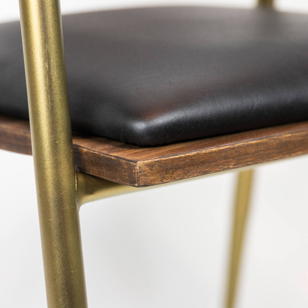 Designer Stuhl mit Messing Fuss