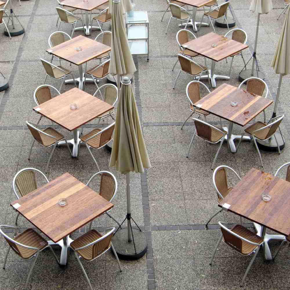 Gastronomie Terrassenstühle auf  Terrasse